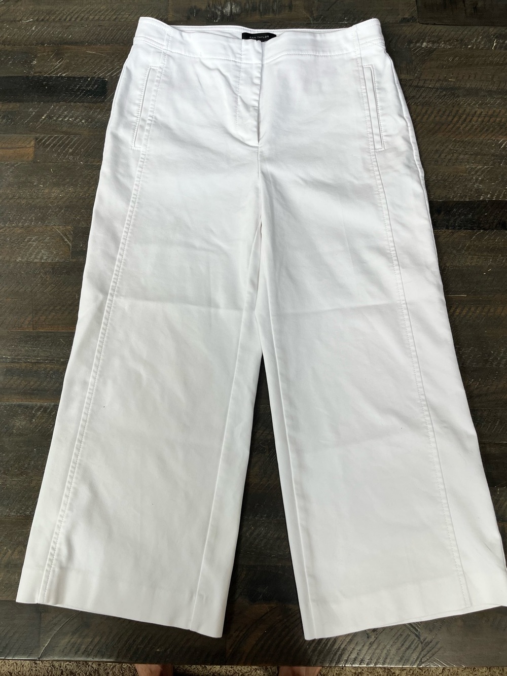 Ann Taylor White Wide Leg Crop Pants Womens Size 10P Petite Stretch